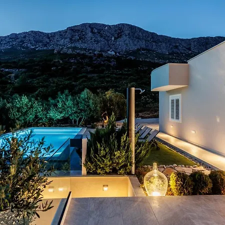 Dalmatina Hill House - Private Pool, Sea And Hill View, Rooftop Terrace, Free Parking Villa *