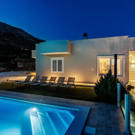 Dalmatina Hill House - Private Pool, Sea And Hill View, Rooftop Terrace, Free Parking *