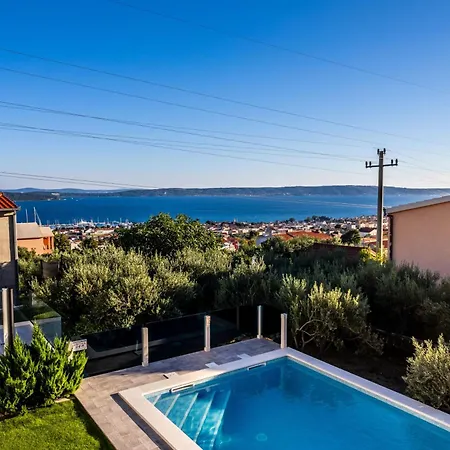 Dalmatina Hill House - Private Pool, Sea And Hill View, Rooftop Terrace, Free Parking *