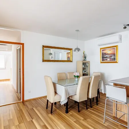 Dalmatina Hill House - Private Pool, Sea And Hill View, Rooftop Terrace, Free Parking Villa *
