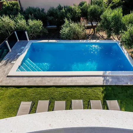 Dalmatina Hill House - Private Pool, Sea And Hill View, Rooftop Terrace, Free Parking Kastela