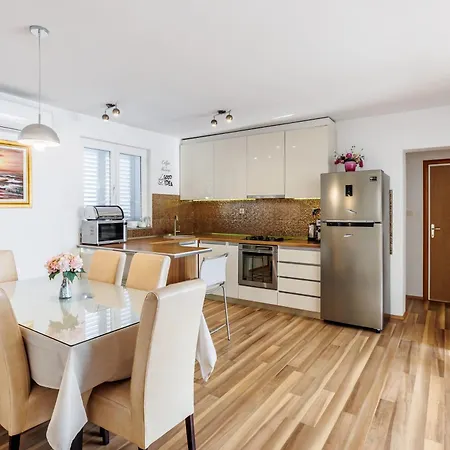Dalmatina Hill House - Private Pool, Sea And Hill View, Rooftop Terrace, Free Parking וילה Kaštela