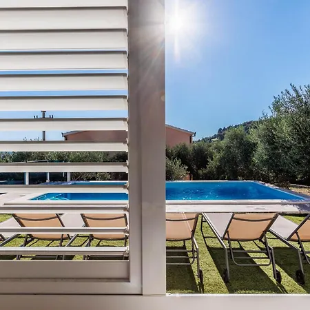 ヴィラ Dalmatina Hill House - Private Pool, Sea And Hill View, Rooftop Terrace, Free Parking